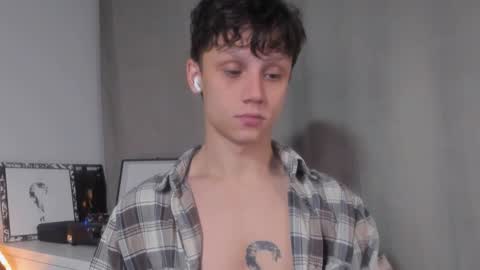 Snapshot of nicky_neal chatting on December 6, 2024, 1:40 am Nicky Neal online show from December 6, 2024, 1:40 am