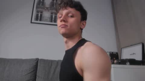 Snapshot of nicky_neal chatting on December 7, 2024, 12:41 am Nicky Neal online show from December 7, 2024, 12:41 am