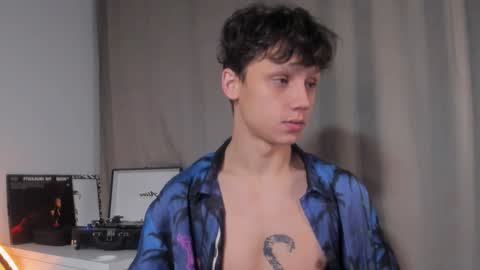 Snapshot of nicky_neal chatting on December 13, 2024, 3:49 am Nicky Neal online show from December 13, 2024, 3:49 am