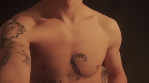 Snapshot of nicky_neal chatting on February 9, 2025, 10:32 pm Nicky Neal online show from February 9, 2025, 10:32 pm