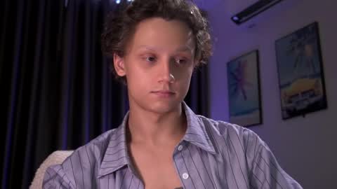 Nicky Neal online show from May 25, 2026, 1:44 am
