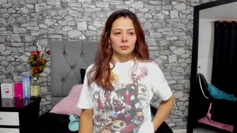 Snapshot of nicky_pop chatting on October 3, 2025, 11:40 am nicky_pop online show from October 3, 2025, 11:40 am