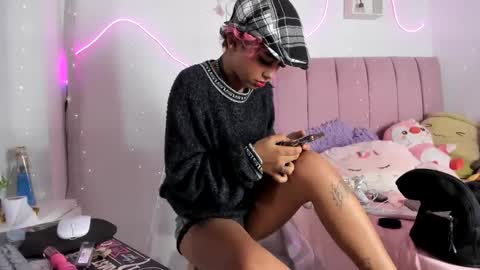 nicky_teem online show from June 6, 2026, 8:19 am