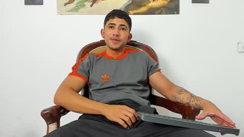 Snapshot of nicky_vance chatting on December 10, 2024, 8:49 pm nicky online show from December 10, 2024, 8:49 pm