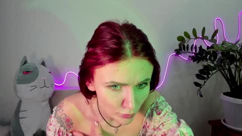 Snapshot of nicky_weekends chatting on December 12, 2024, 12:55 pm Nicky Weekends online show from December 12, 2024, 12:55 pm