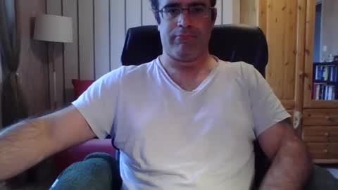 nico82_fr online show from April 18, 2026, 7:01 am