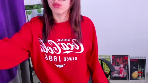 Snapshot of nico_lette_ chatting on January 7, 2025, 1:17 am Nico online show from January 7, 2025, 1:17 am