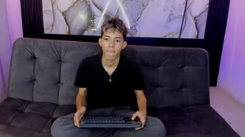 nico_naughtyboy online show from June 4, 2026, 12:38 am