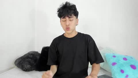 Snapshot of nico_nico_xd chatting on December 2, 2024, 11:40 pm Nico online show from December 2, 2024, 11:40 pm