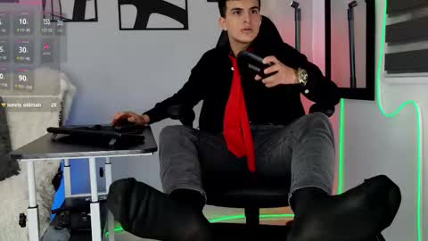 Snapshot of nico_pelusa chatting on February 21, 2026, 10:00 pm Nico online show from February 21, 2026, 10:00 pm