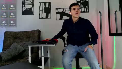 Snapshot of nico_pelusa chatting on February 22, 2026, 9:13 pm Nico online show from February 22, 2026, 9:13 pm