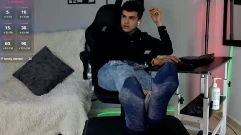 Snapshot of nico_pelusa chatting on February 25, 2026, 10:52 pm Nico online show from February 25, 2026, 10:52 pm