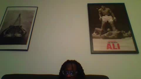 Snapshot of nicocoulombe chatting on April 6, 2026, 6:25 am dickson85 online show from April 6, 2026, 6:25 am