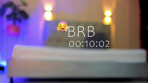 Snapshot of nicol_snow chatting on December 29, 2024, 4:19 pm Your baby Nicol online show from December 29, 2024, 4:19 pm