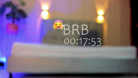 Snapshot of nicol_snow chatting on January 7, 2025, 4:27 pm Your baby Nicol online show from January 7, 2025, 4:27 pm