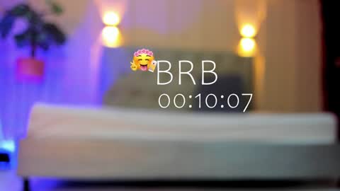 Snapshot of nicol_snow chatting on January 13, 2025, 12:56 pm Your baby Nicol online show from January 13, 2025, 12:56 pm