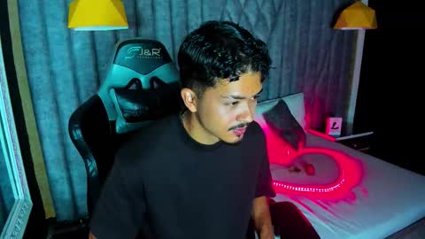 Nicolai online show from February 14, 2026, 11:40 am