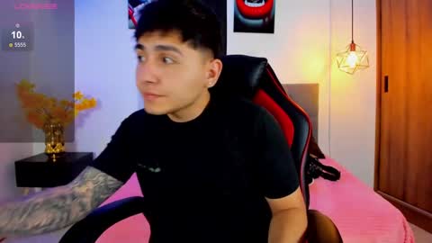 nicolas_james_sc online show from September 25, 2025, 1:59 pm