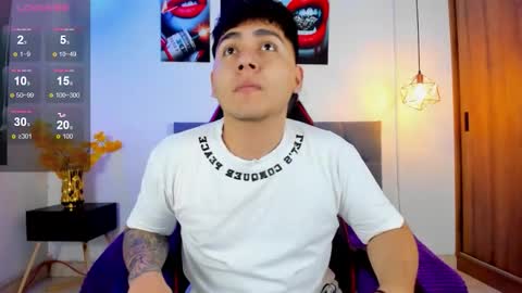 nicolas_james_sc online show from October 23, 2025, 1:54 pm