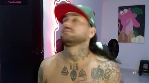 Snapshot of nicolas_torres99 chatting on January 8, 2025, 3:08 am nicolas online show from January 8, 2025, 3:08 am