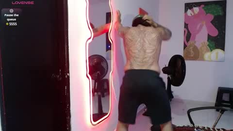 Snapshot of nicolas_torres99 chatting on January 8, 2025, 6:09 am nicolas online show from January 8, 2025, 6:09 am