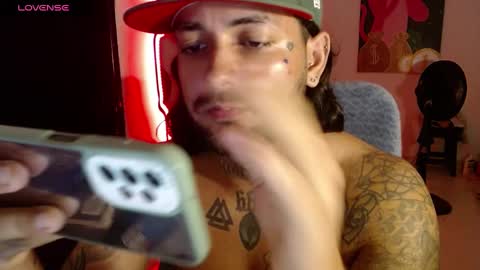 Snapshot of nicolas_torres99 chatting on January 12, 2025, 7:11 am nicolas online show from January 12, 2025, 7:11 am