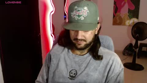 Snapshot of nicolas_torres99 chatting on January 18, 2025, 5:41 am nicolas online show from January 18, 2025, 5:41 am