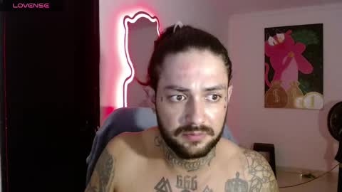 Snapshot of nicolas_torres99 chatting on January 24, 2025, 5:21 am nicolas online show from January 24, 2025, 5:21 am