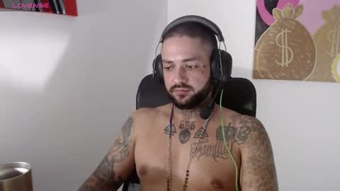 Snapshot of nicolas_torres99 chatting on February 2, 2025, 2:17 am nicolas online show from February 2, 2025, 2:17 am