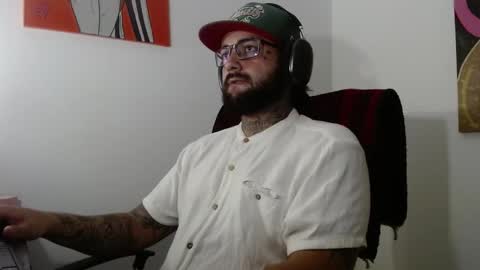 Snapshot of nicolas_torres99 chatting on February 15, 2025, 3:42 am nicolas online show from February 15, 2025, 3:42 am