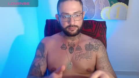 Snapshot of nicolas_torres99 chatting on February 22, 2025, 6:39 am nicolas online show from February 22, 2025, 6:39 am