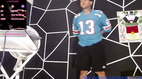 Snapshot of nicolas_torres99 chatting on October 15, 2025, 1:50 am nicolas online show from October 15, 2025, 1:50 am