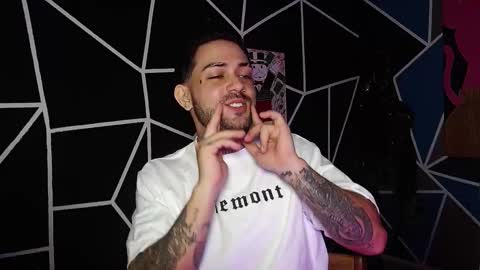 Snapshot of nicolas_torres99 chatting on November 3, 2025, 3:19 am nicolas online show from November 3, 2025, 3:19 am