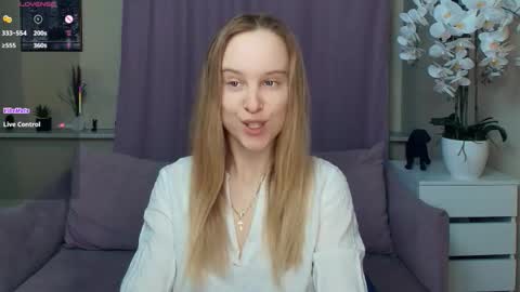 Nicoletta online show from March 13, 2026, 6:47 pm