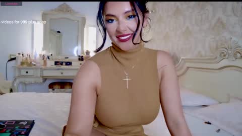 nicole online show from April 15, 2026, 6:48 pm