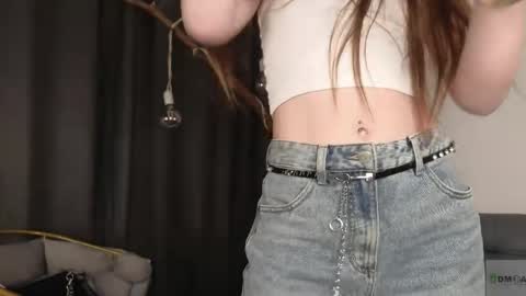 Snapshot of nicole_broown chatting on May 10, 2026, 8:58 pm Nicole online show from May 10, 2026, 8:58 pm