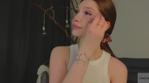 Snapshot of nicole_broown chatting on May 25, 2026, 8:59 pm Nicole online show from May 25, 2026, 8:59 pm