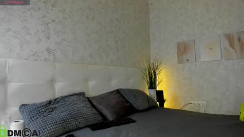 GMT7TueWedThSu 0300am-0900am. Sa 1000am-0400pm online show from September 28, 2025, 8:47 pm