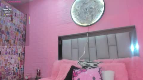 Snapshot of nicole_rosales chatting on September 23, 2025, 8:12 pm nicole_rosales online show from September 23, 2025, 8:12 pm