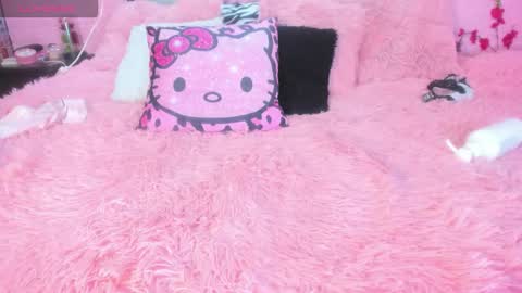 Snapshot of nicole_rosales chatting on November 18, 2025, 11:26 pm nicole_rosales online show from November 18, 2025, 11:26 pm