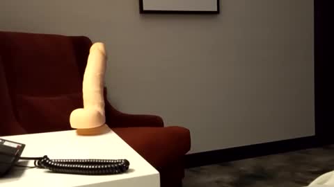 nicoleandbrian online show from November 25, 2025, 10:54 pm