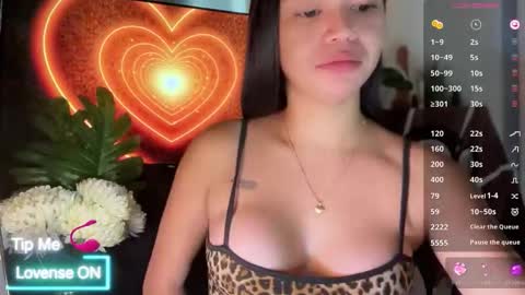 Snapshot of nicolecellini chatting on November 22, 2025, 11:15 pm NICOLE online show from November 22, 2025, 11:15 pm