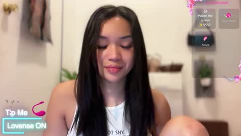 Snapshot of nicolecellini chatting on January 11, 2026, 12:10 pm NICOLE online show from January 11, 2026, 12:10 pm