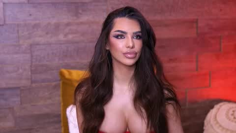 Nicole online show from December 23, 2025, 7:17 am