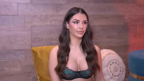 Nicole online show from January 6, 2026, 6:50 am