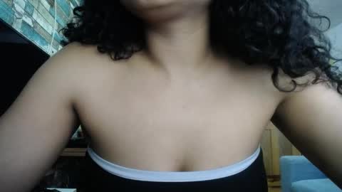 Nicole online show from March 30, 2026, 9:38 pm