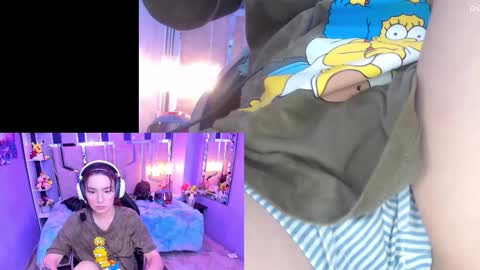 Snapshot of nicoleferrel chatting on October 14, 2025, 2:51 pm Nicole online show from October 14, 2025, 2:51 pm