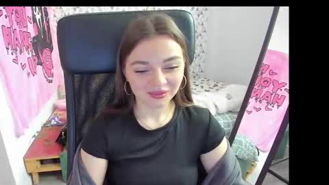 nicolefrommalibu online show from February 23, 2026, 12:24 pm