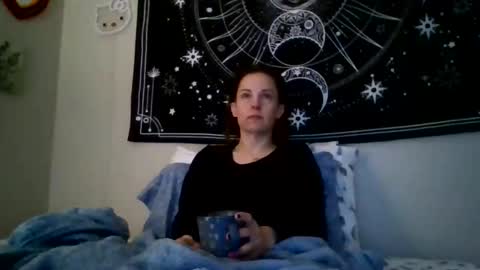 Nicole online show from February 4, 2026, 11:49 am