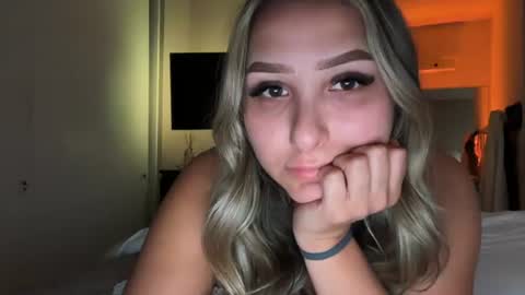 nicolelovesyou444 online show from July 3, 2026, 12:50 am